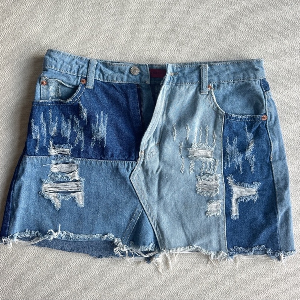 Denim patch skirt